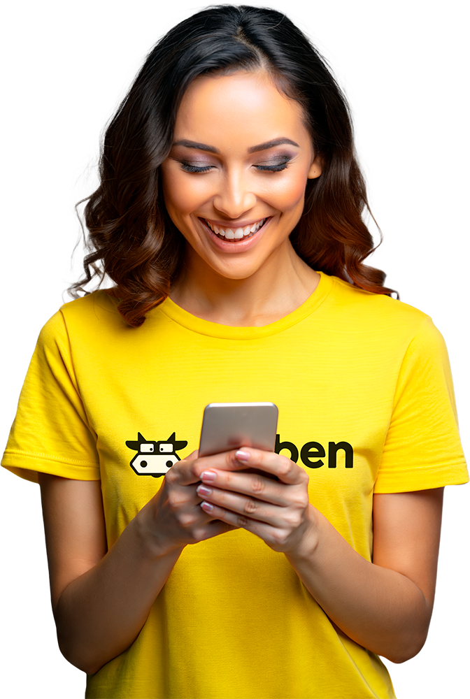 Imagem ilustrativa de uma jovem mulher, sorridente, conversando com um chatbot em seu smartphone